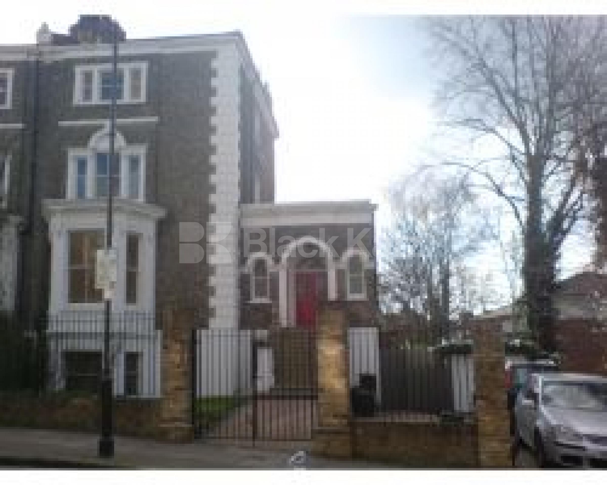 			2 Bedroom, 1 bath, 1 reception Flat			 Highbury Hill, HIGHBURY N5 N5